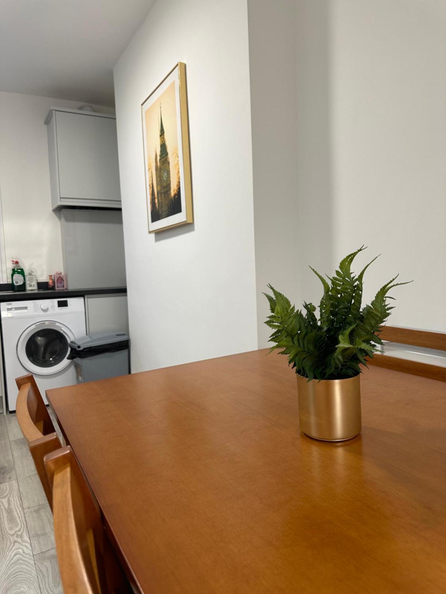 ロンドンStunning Newly Refurbished 1 Bed In Kings Cross, St Pancras!320アパートメント エクステリア 写真